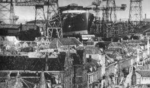 Foto van Vlissingen met scheepswerf op de achtergrond